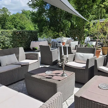 酒店 Logis - & Restaurant Le Gonfalon 3*