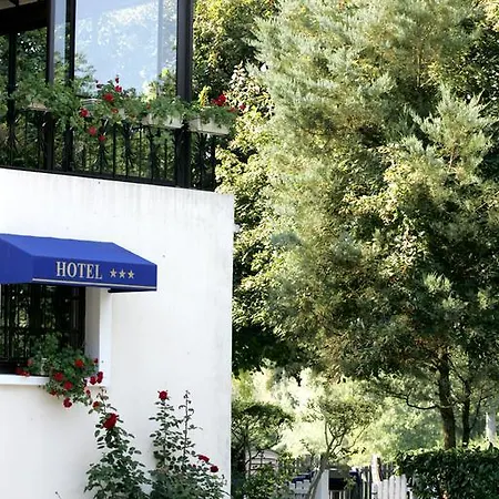 Logis - & Restaurant Le Gonfalon